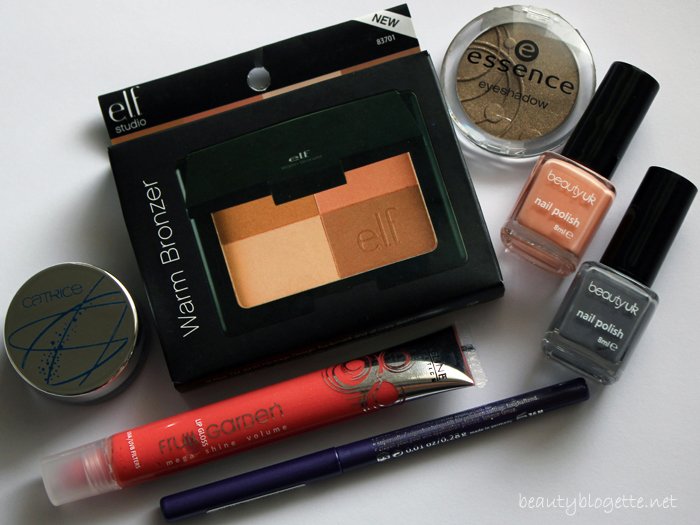 Giveaway! Giveaway!